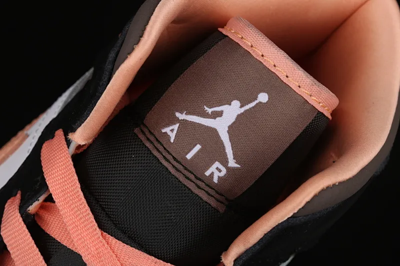 All categories Air Jordan Jordan series basketball shoes Air Jordan 1 Mid Air Jordan 1 Mid AJ1 Joe 1 black pink peach Goddess Day mid-top basketball shoes DH0210-100